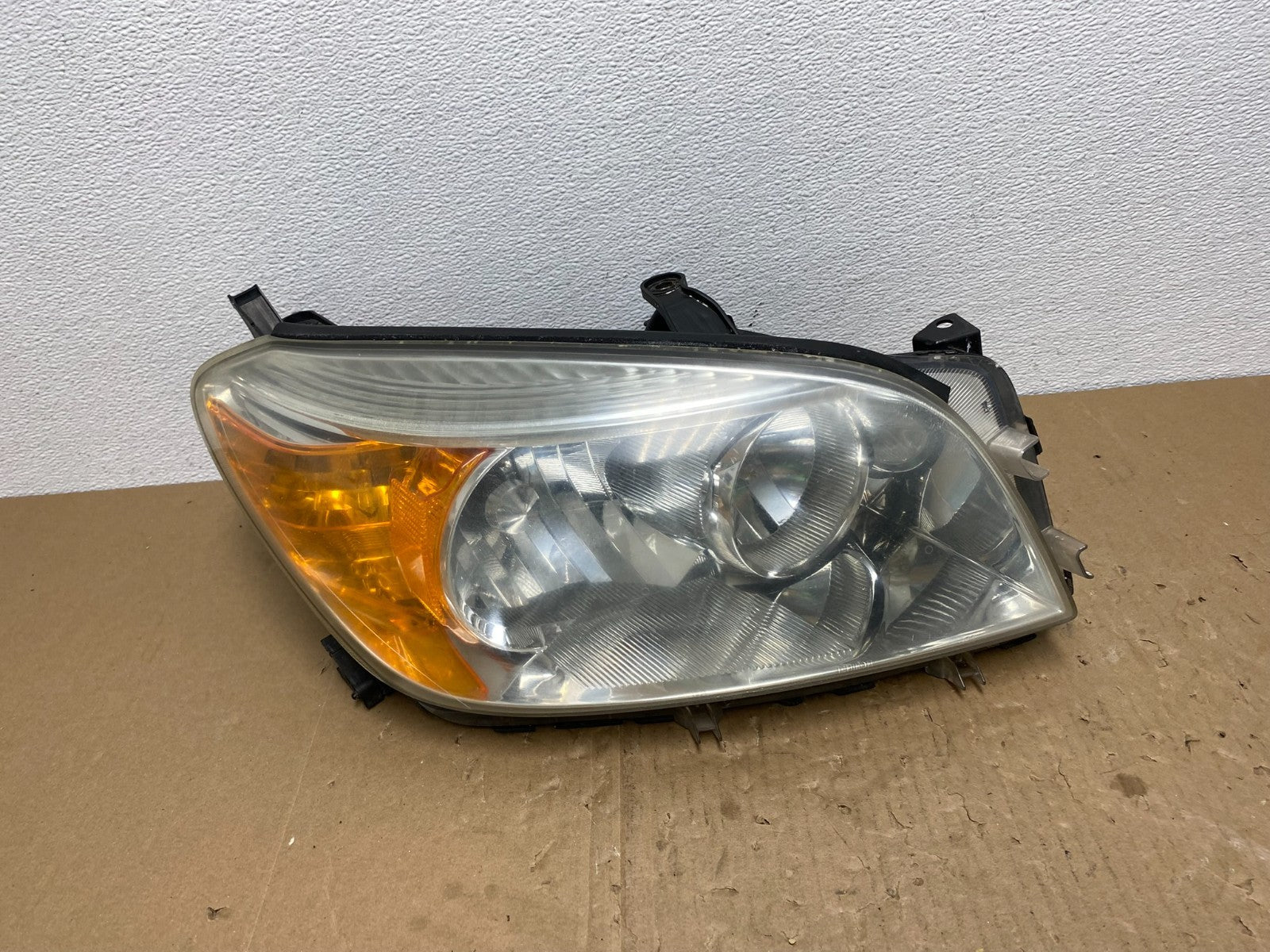 2006 2007 2008 Toyota Rav4 Right Passenger Rh Side Halogen Headlight OEM AB69500
