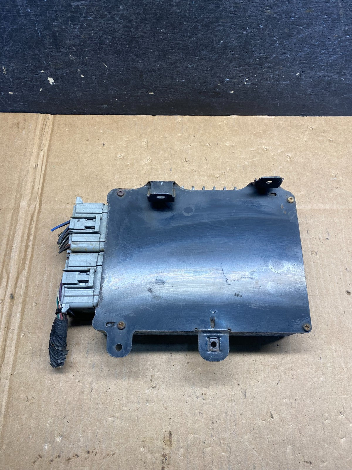 2002 Dodge Caravan Engine Control Unit ECU Module AI9816 DW1