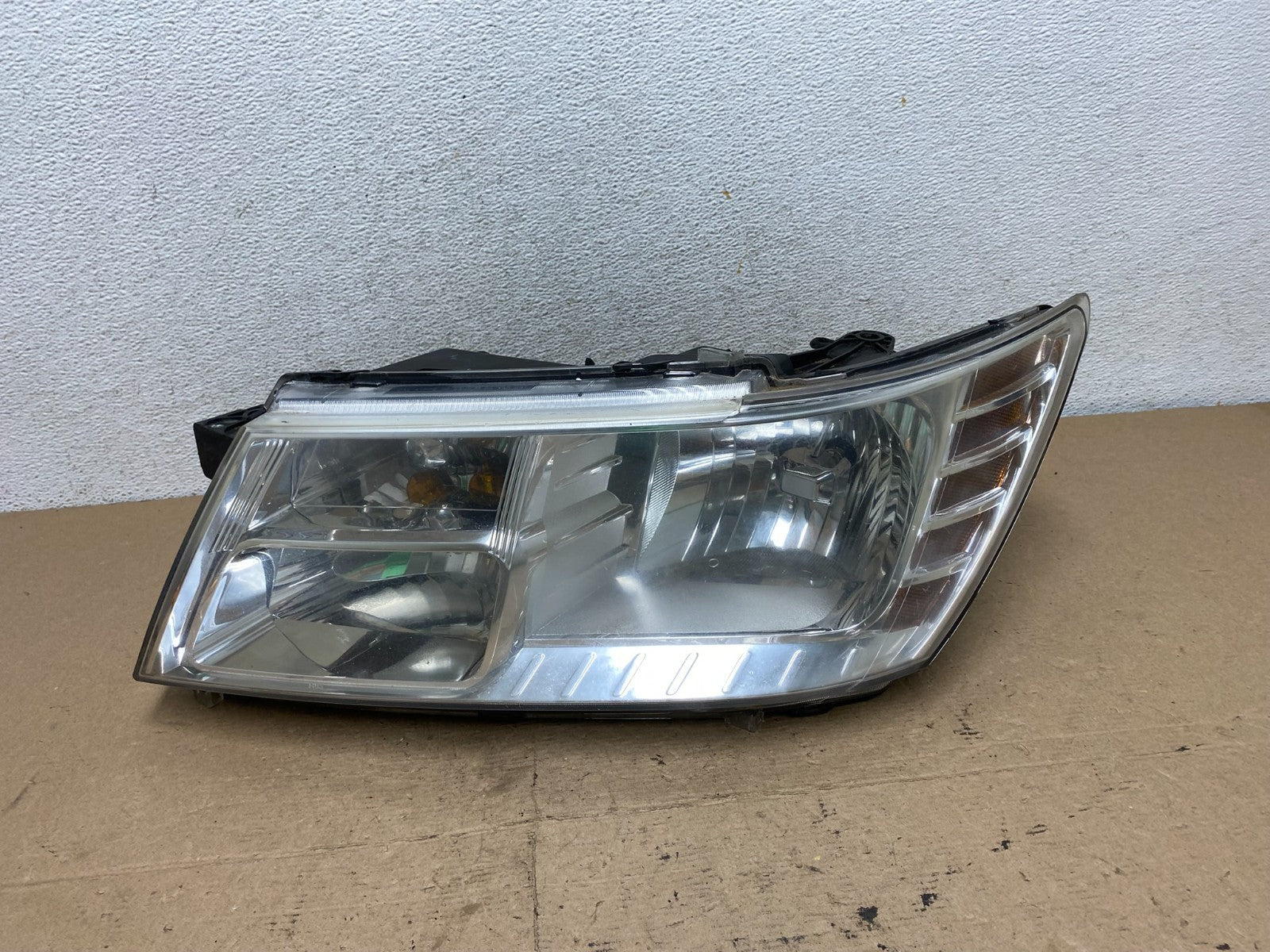 2009 to 2017 Dodge Journey Headlight Left Driver Lh Side Halogen AF5038 DW0