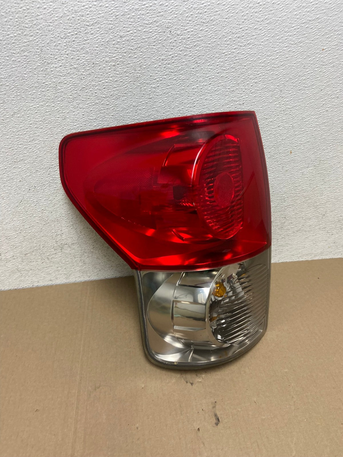 2007 to 2013 Toyota Tundra Left Driver LH Tail Light AE6921 LK2