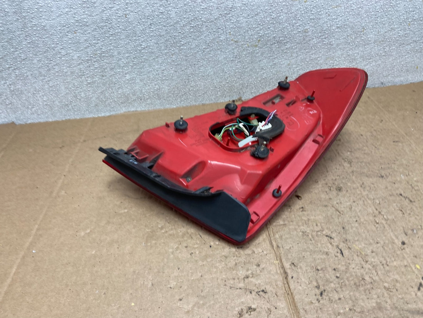 2003 to 2004 Infiniti G35 Right Passenger Rh Side Tail Light Oem AA3944 DW4