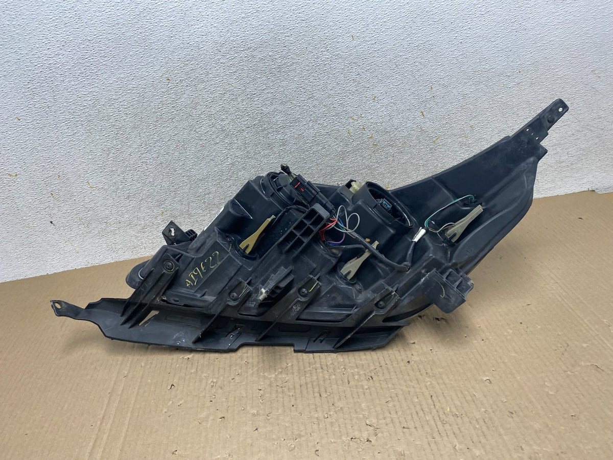 2013 - 2015 Chevrolet Malibu Projector Headlight Right Passenger AI9622 LK8
