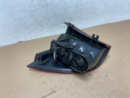 1998 1999 2000 2001 Mercedes ML320 ML-Class Left Driver LH Tail Light AG4061 PS5