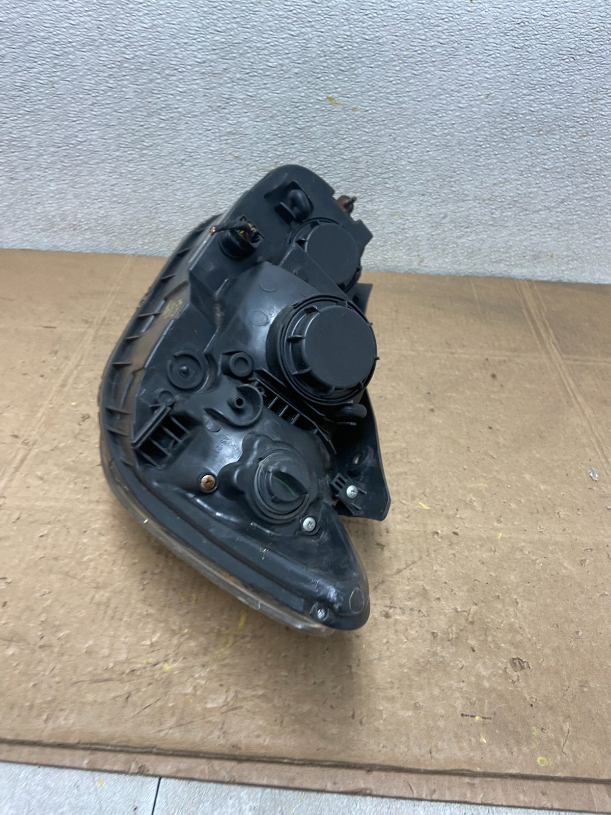 2007 2008 2009 Hyundai Santa Fe Right Passenger Halogen Headlight TYC Y6873 DW6