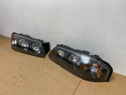 2000 to 2005 Chevrolet Impala Left+Right Set Headlights AD4058 DW1