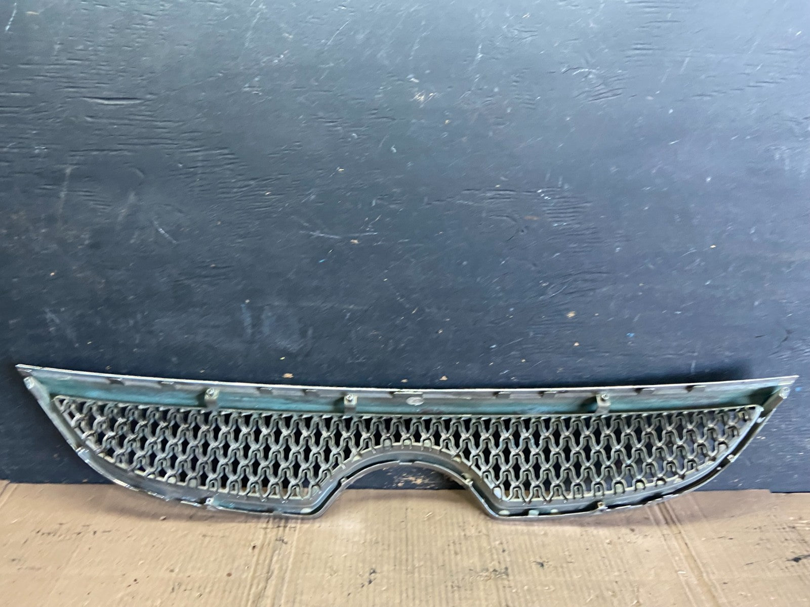 2007 to 2011 Hyundai Veracruz Chrome Grille Grill Aftermarket P8639 DG8