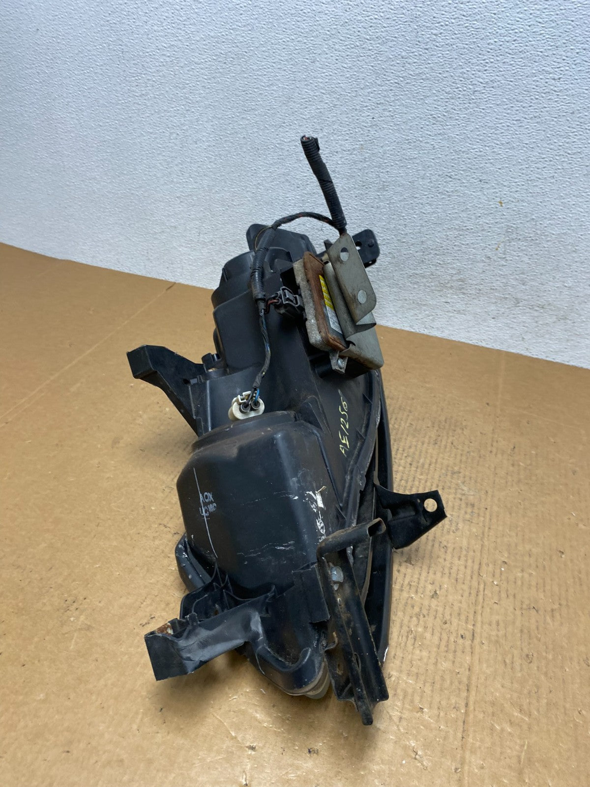 2004 2005 2006 Acura TL Headlight Right Passenger Side Xenon HID AE1256 DW7