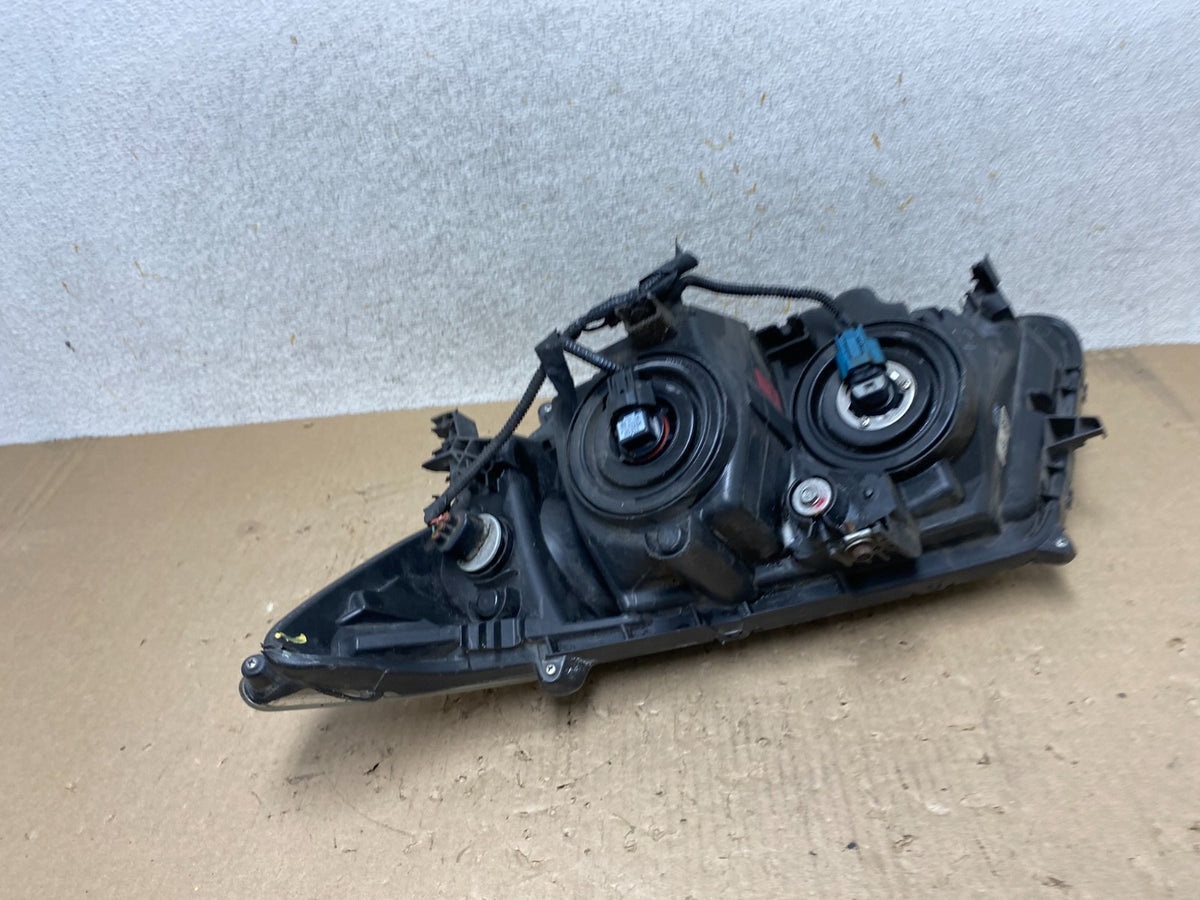 2011 to 2013 Honda Odyssey Front Right Passenger Headlight Halogen AJ2324 DW10