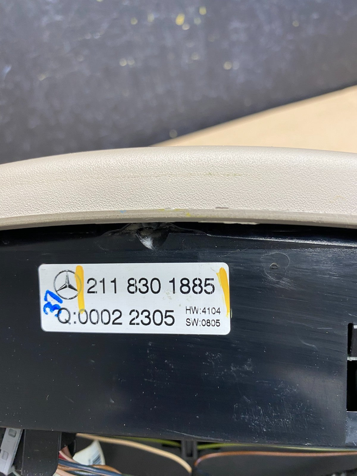 2003-2006 Mercedes W211 E320 E500 Climate Control A/C Heater Air Vent AC6733 DG6