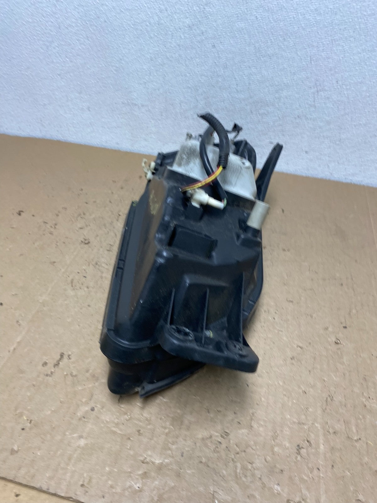 2001-2004 Subaru Legacy Outback Left Driver Lh Side Headlight AC6001 DW4