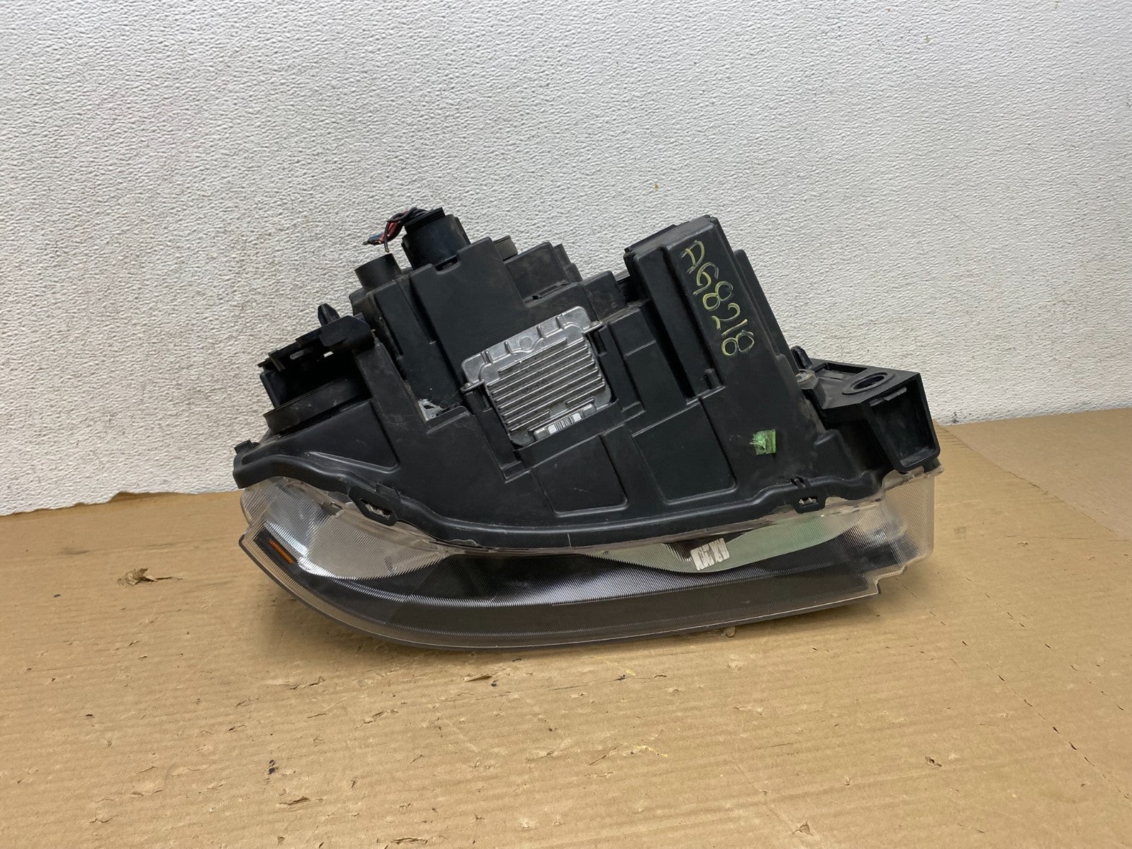 2010-2013 Land Range Rover Sport Left Driver Xenon HID Headlight AG8218 DW6