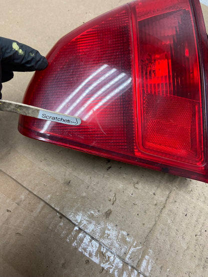 2001 2002 Honda Civic Sedan Right Passenger Rh Side Tail Light AE6449 LK3