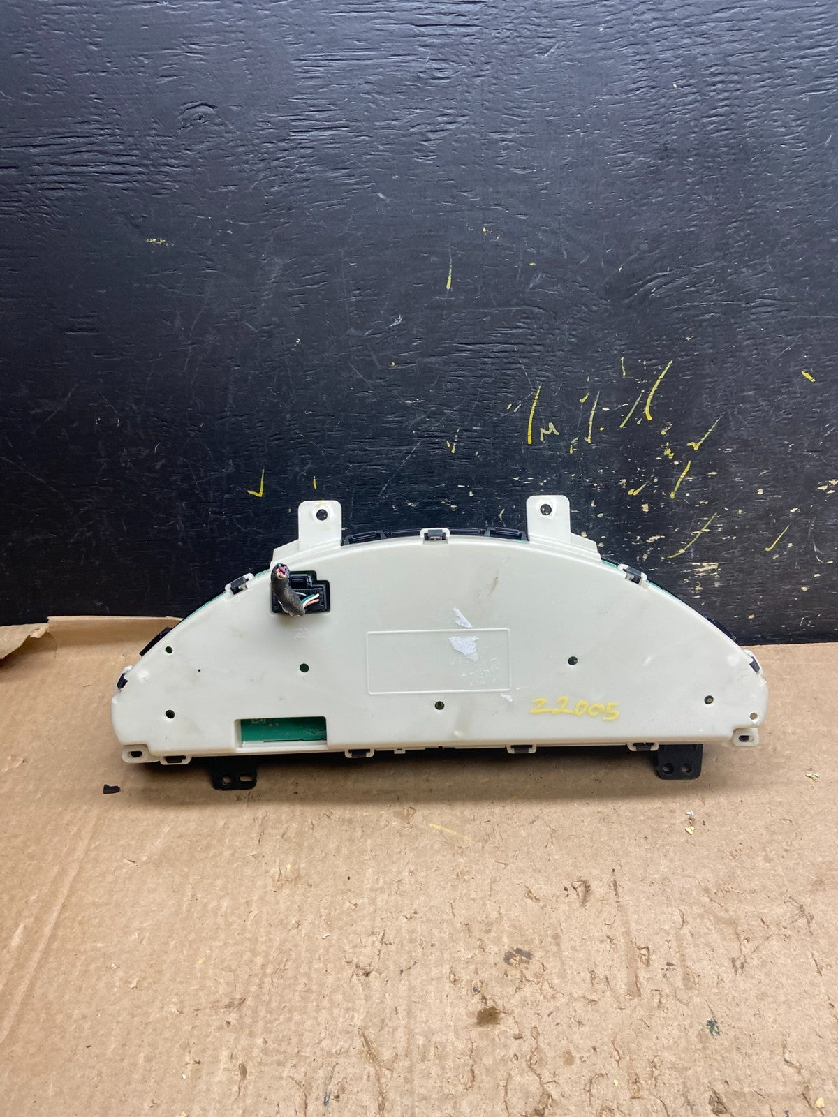 2014 2015 2016 GMC Acadia Speedometer Cluster OEM  Z2005 DG4