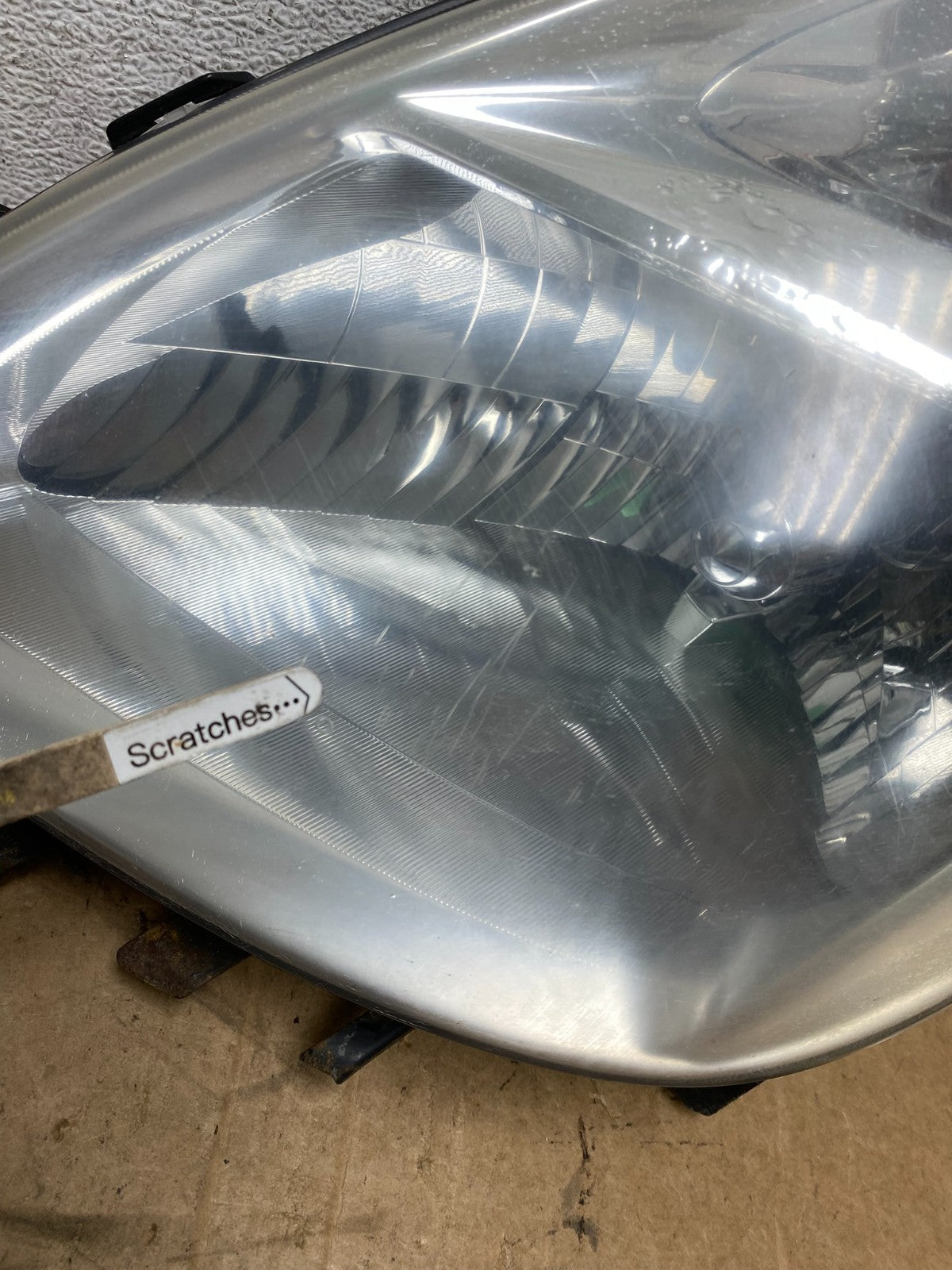 2004 - 2005 Toyota Prius Left Driver Lh Xenon HID Headlight AD6293 DW3