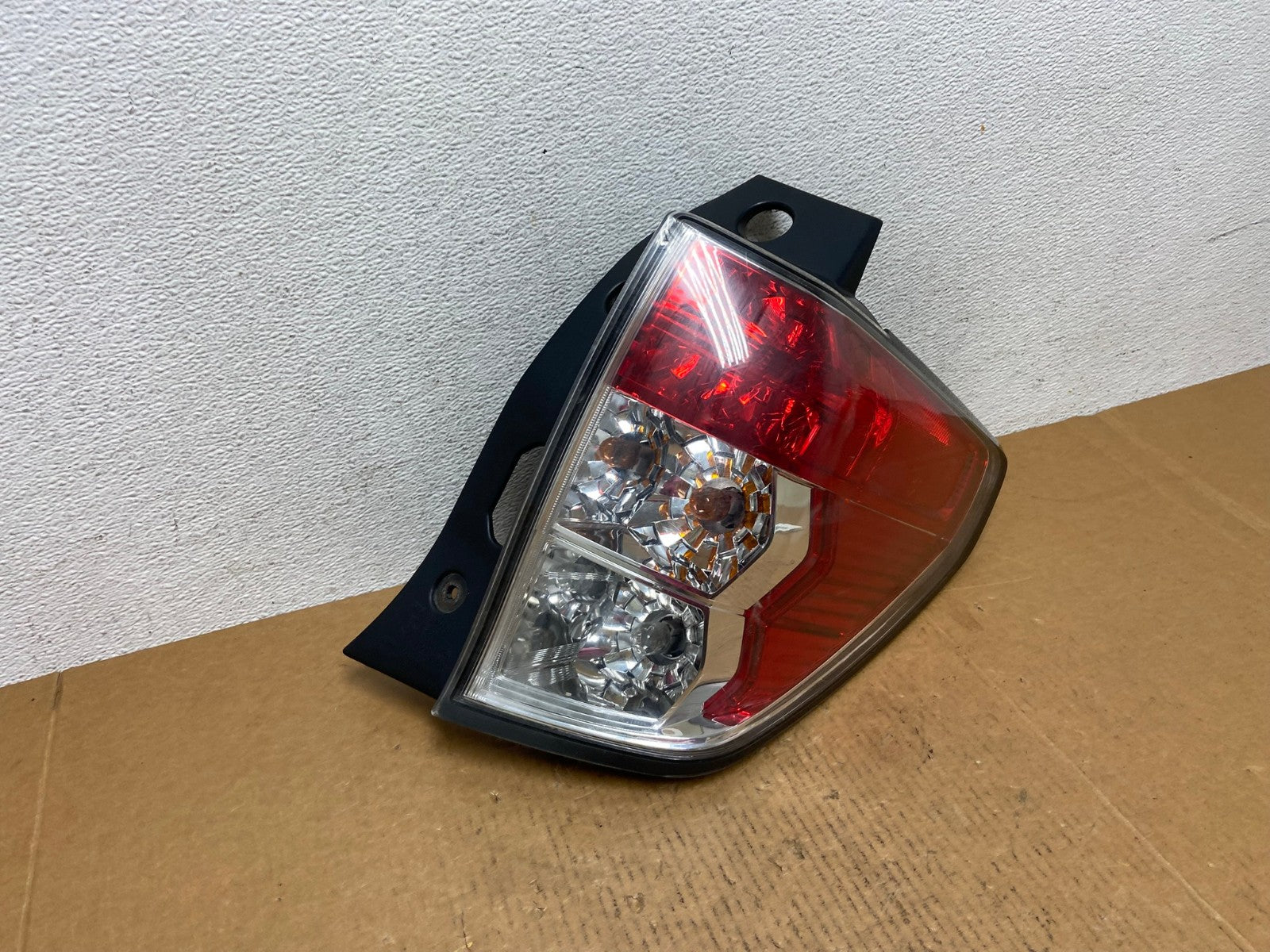 2009-2013 Subaru Forester Right Passenger Rh Side Tail Light AE0684 LK2