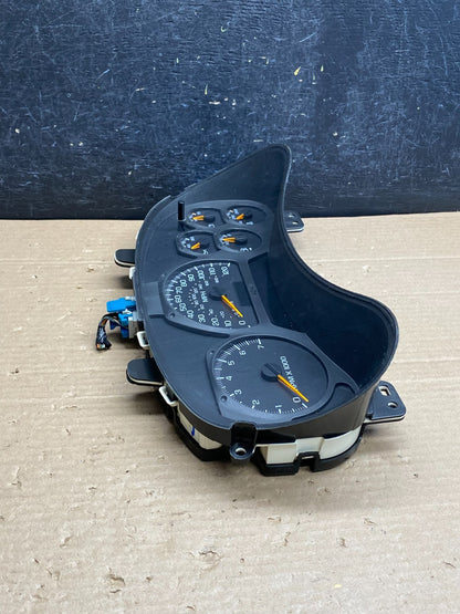 2002 to 2005 Chevrolet Trailblazer Speedometer Cluster Gauge AG6306 DG1