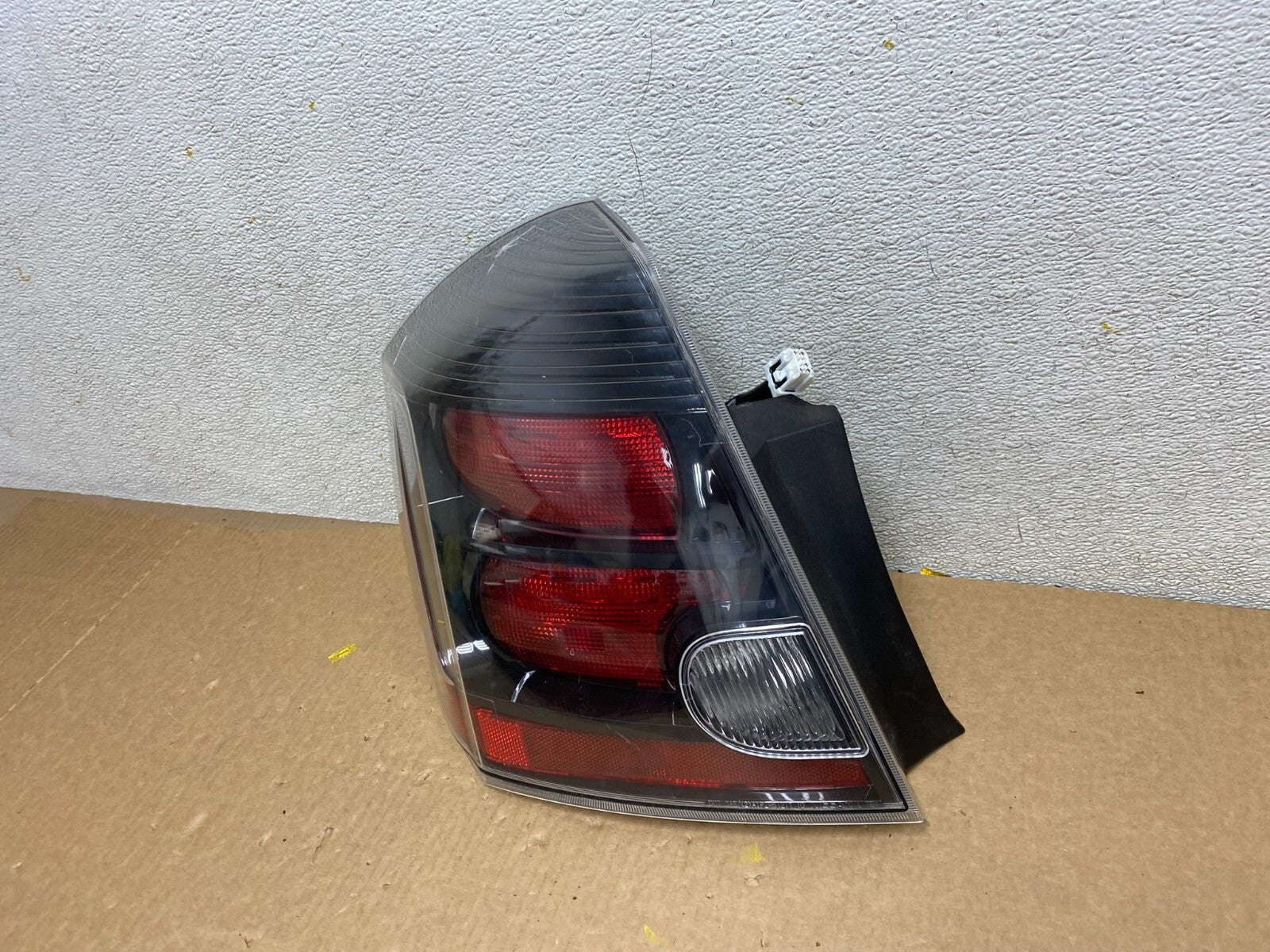 2013 2014 2015 Nissan Sentra Left Driver Side Tail Light F8643 PS1