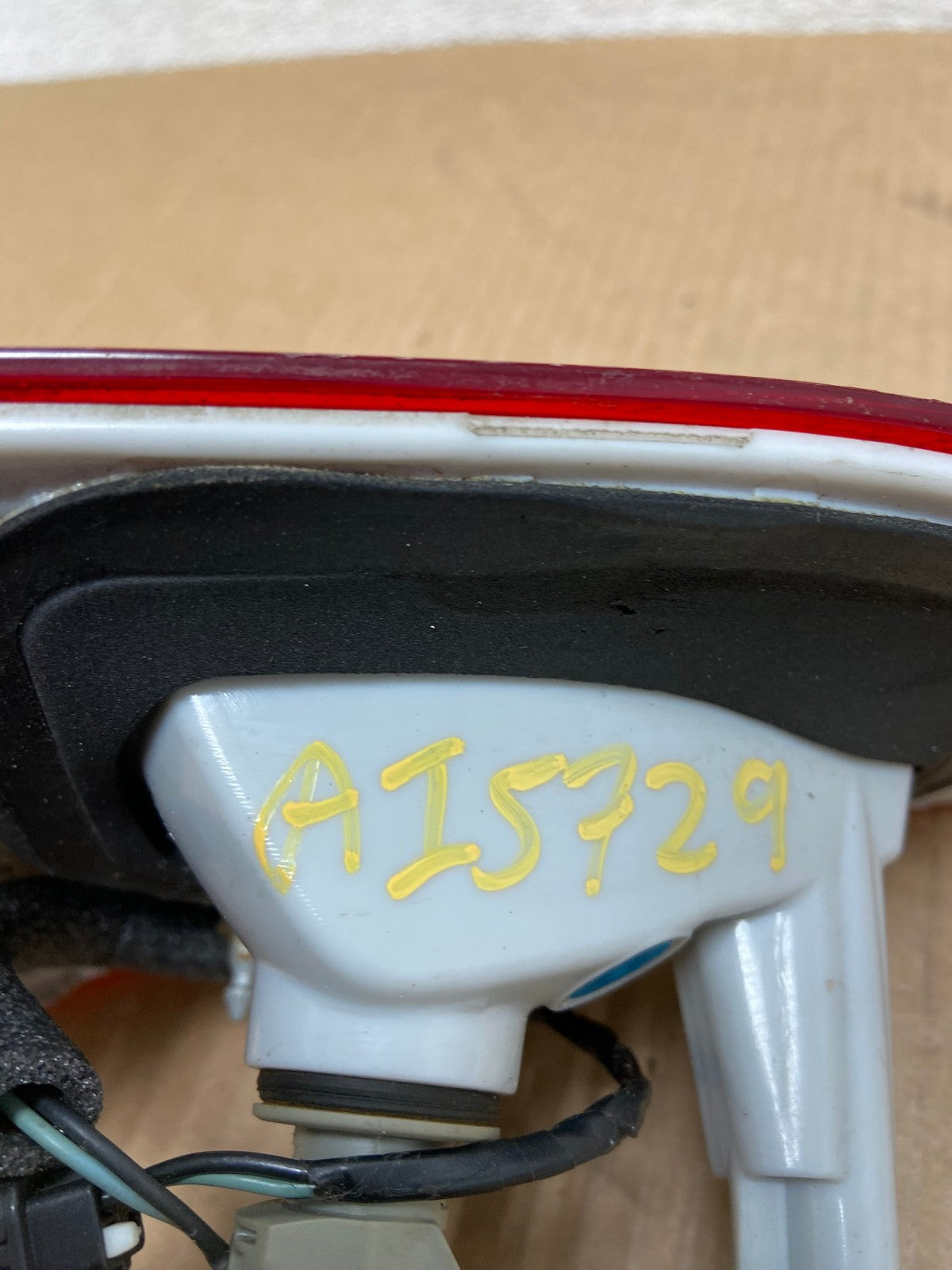 2013 to 2016 Ford Escape Left Driver LH Side Inner Tail Light AI5729 LK5