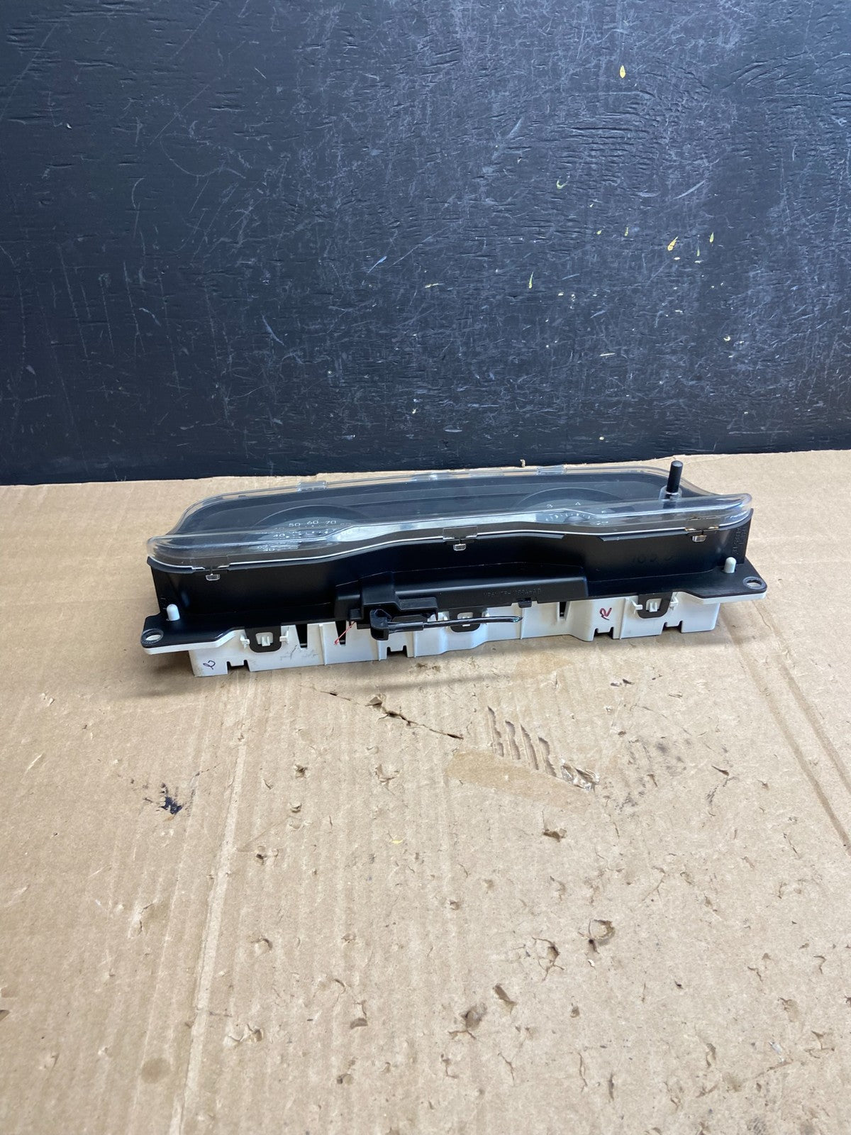 2009 to 2010 Mercury Marquis Speedometer Cluster Gauge AE1789 DG4