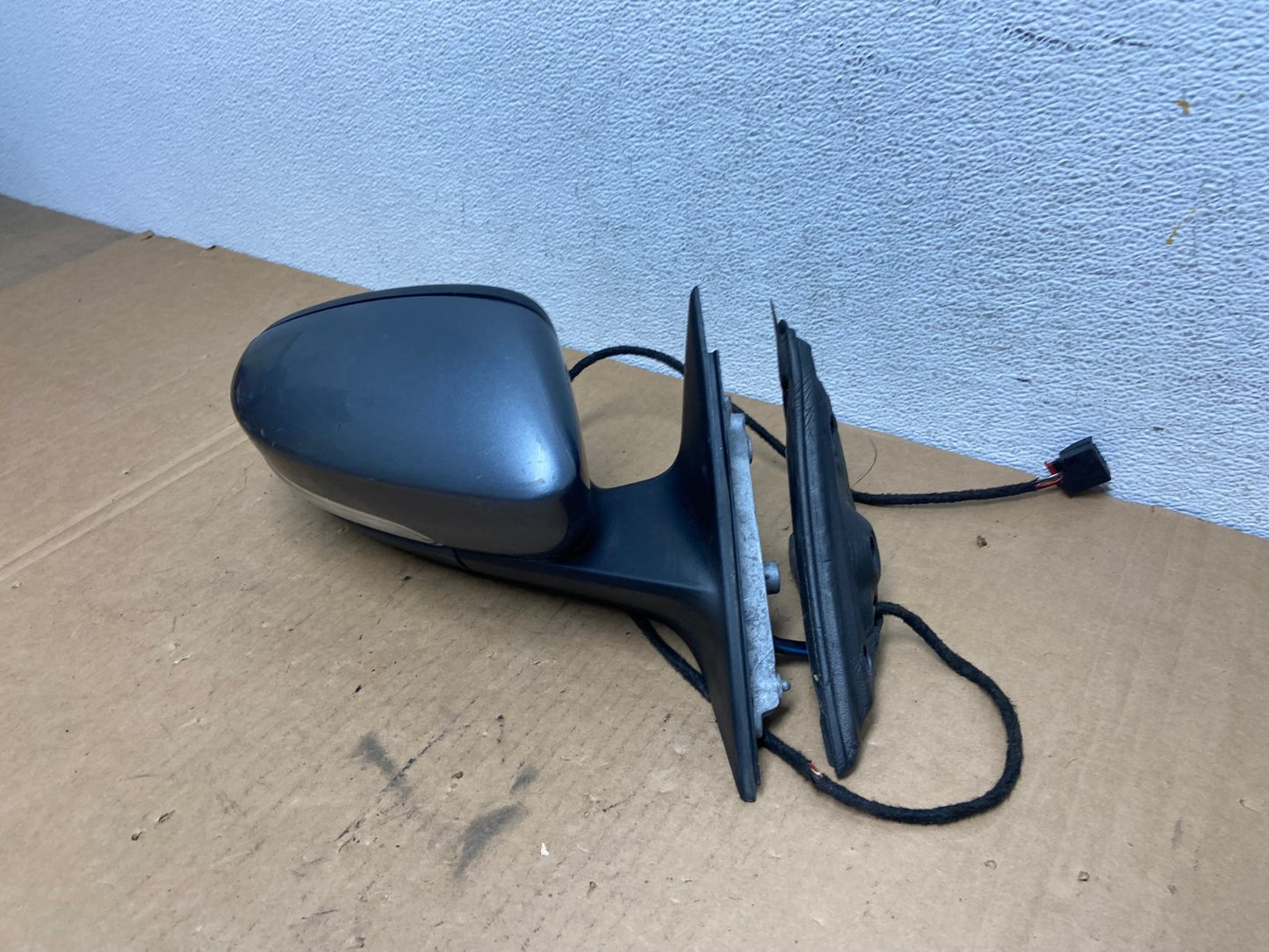 2012-2015 Volkswagen Passat Right Passenger Sgn Door View Mirror AD2696 LK1