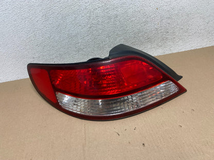 1999 2000 2001 Toyota Solara Left Driver LH Tail Light AG6603 DW0