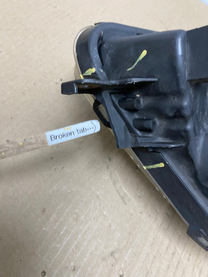 2004 2005 Scion Xa Left Driver LH Side Halogen Headlight AE9506 LK6