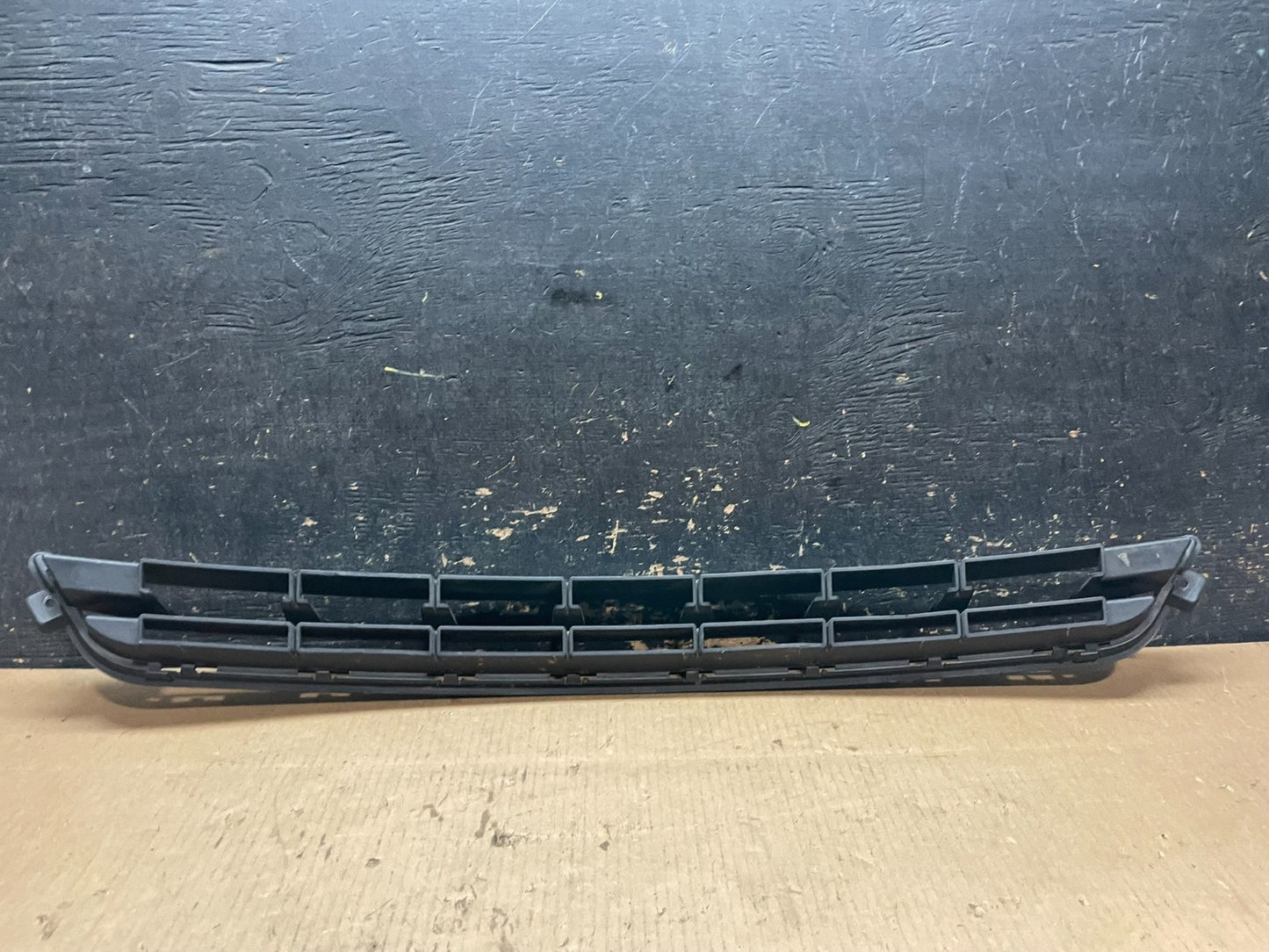 2013 2014 2015 GMC Acadia Front Lower Cover Grill Grille Oem AA2389 DG3