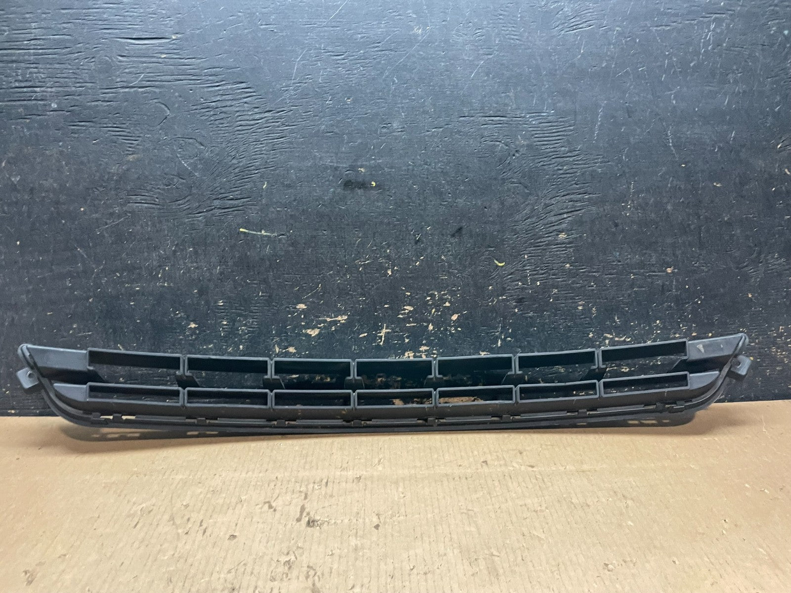 2013 2014 2015 GMC Acadia Front Lower Cover Grill Grille Oem AA2389 DG3