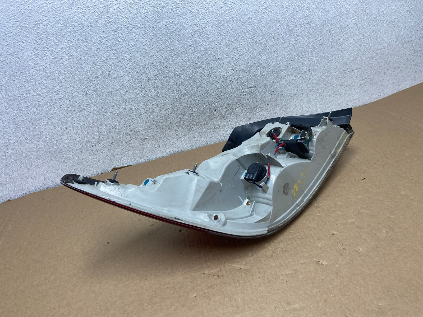 2010 to 2013 Buick Lacrosse Right Passenger RH Side Tail Light AF7330 DW6