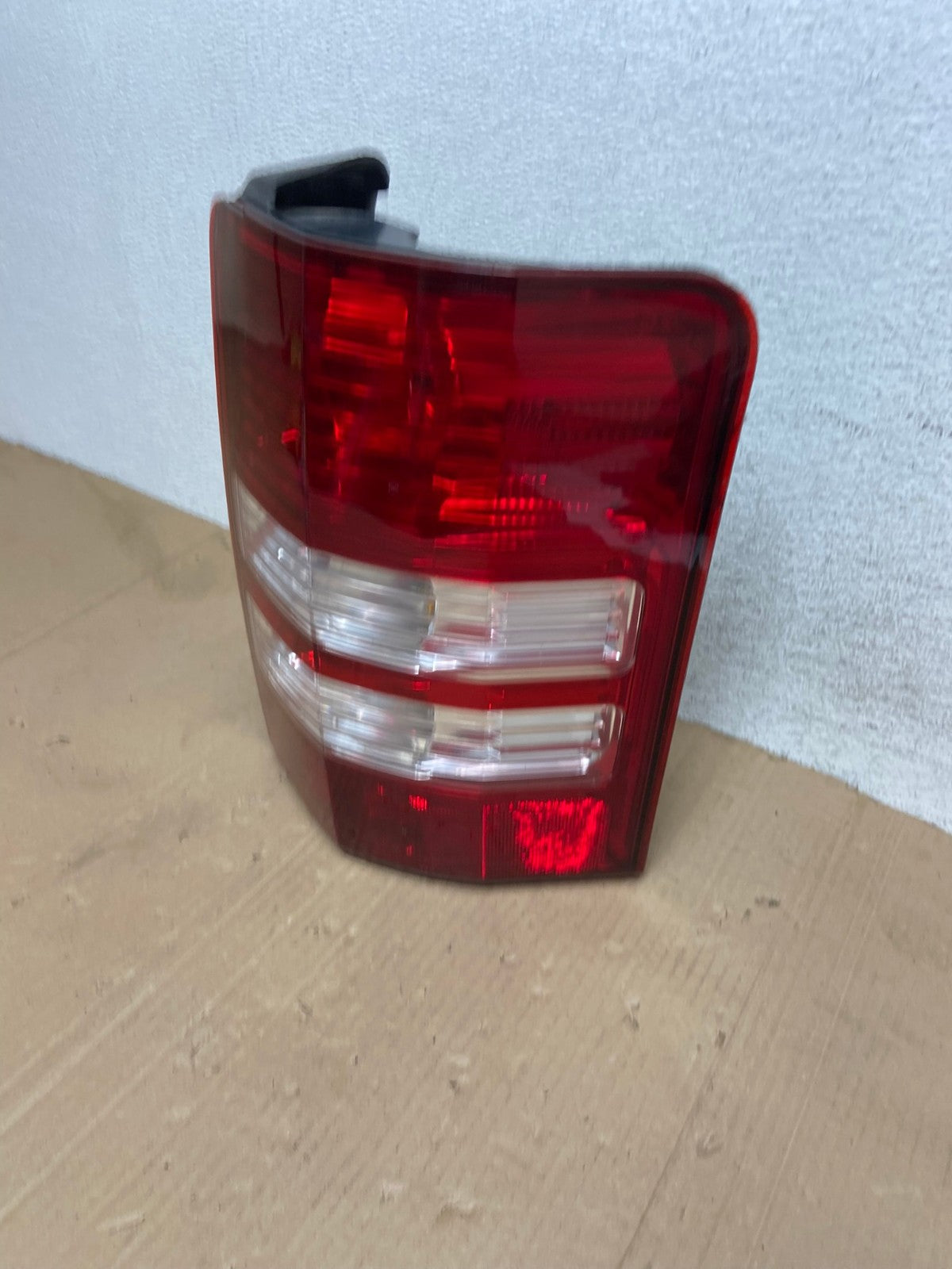 2008 to 2012 Jeep Liberty Right Passenger RH Side Tail Light AE9130 LK1