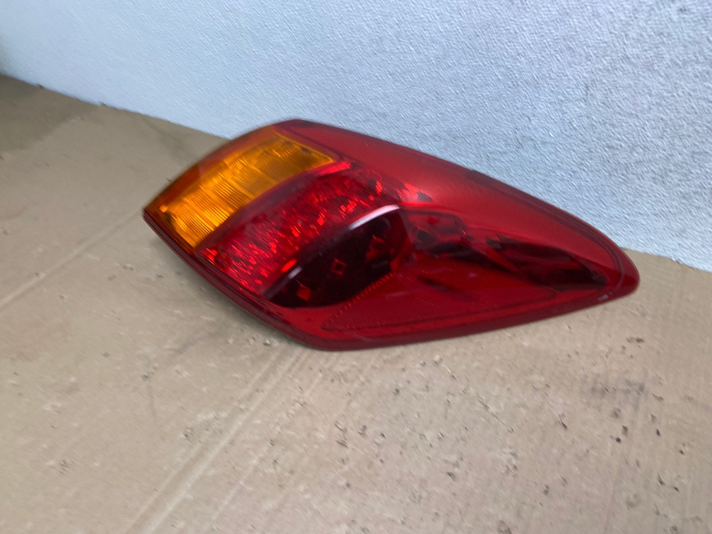 2009 2010 Nissan Murano Right Passenger Rh Side Tail Light AE9271 LK1
