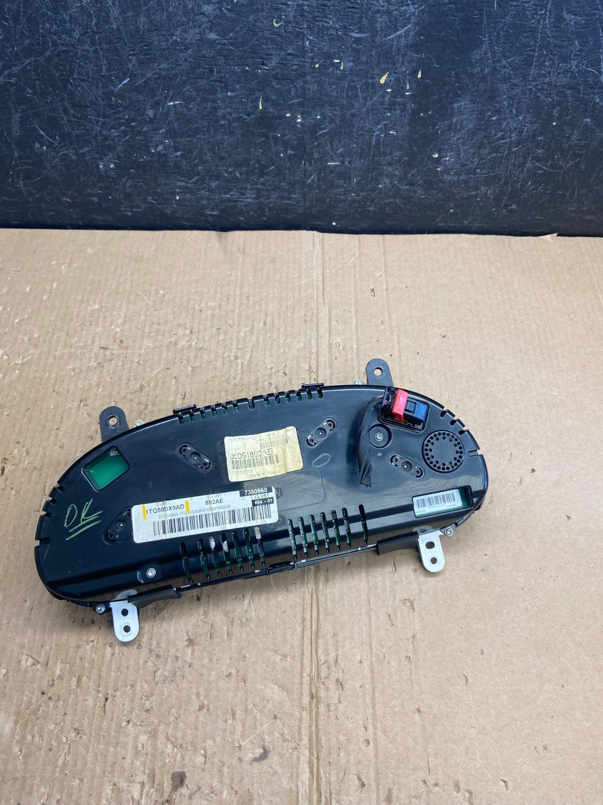 2013 - 2013 Dodge Dart Speedometer Instrument Cluster Gauges ae4122 DG4