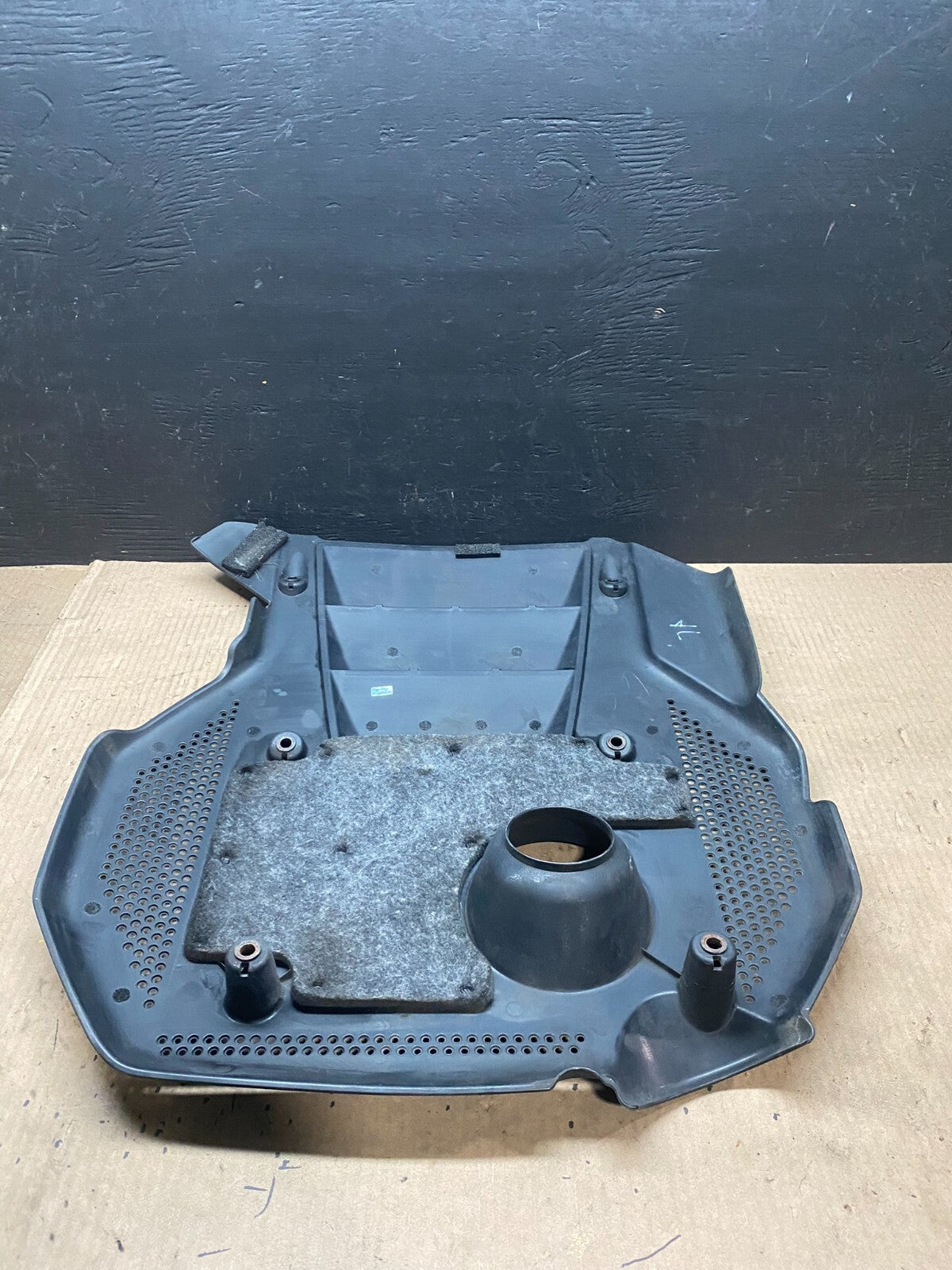 2006 to 2010 Hyundai Sonata Azera V6 Engine Motor Shield Cover OEM E4786 DG14