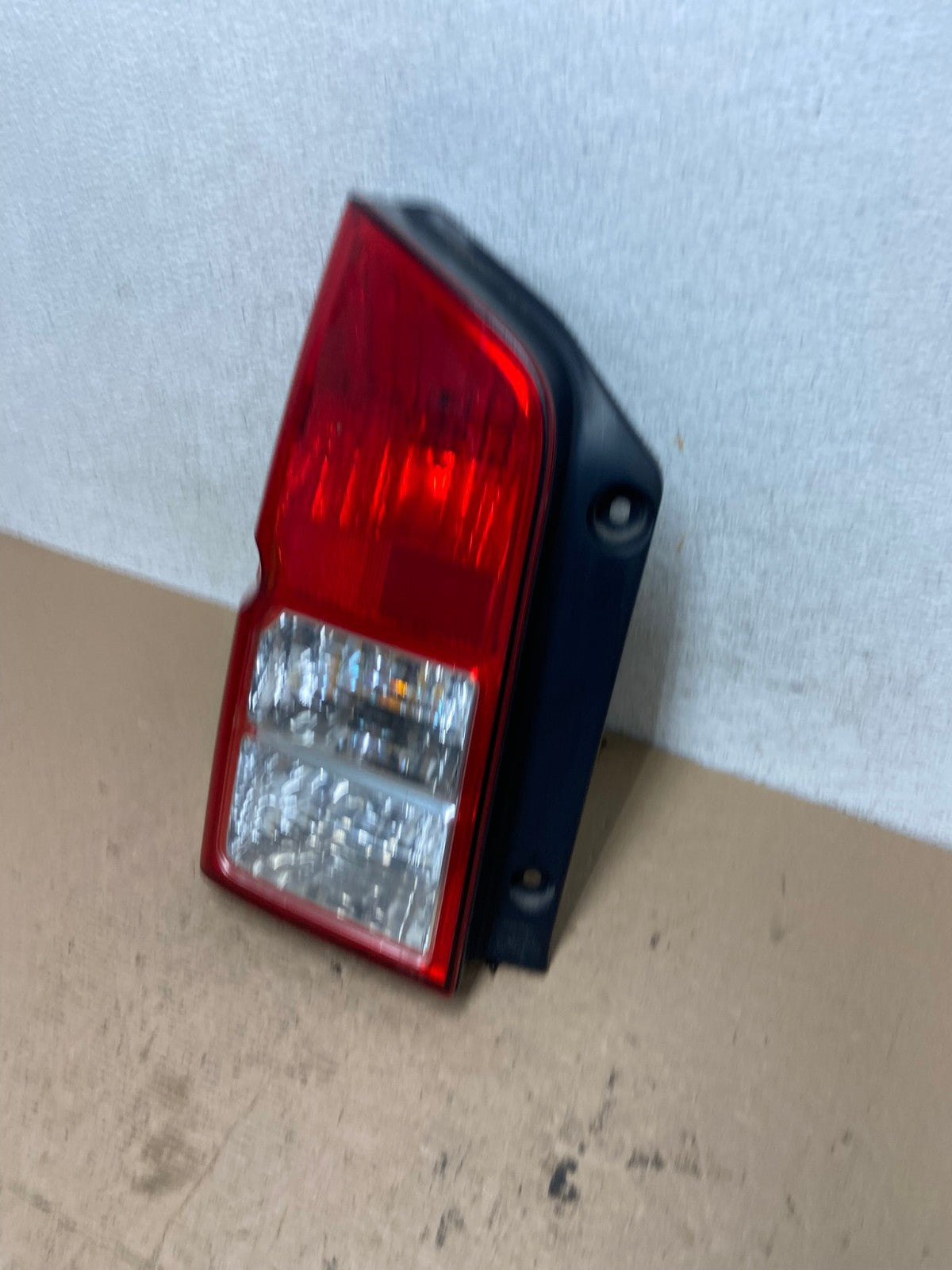 2005 to 2012 Nissan Pathfinder Tail light Left Driver Lh Side AF4953 LK1