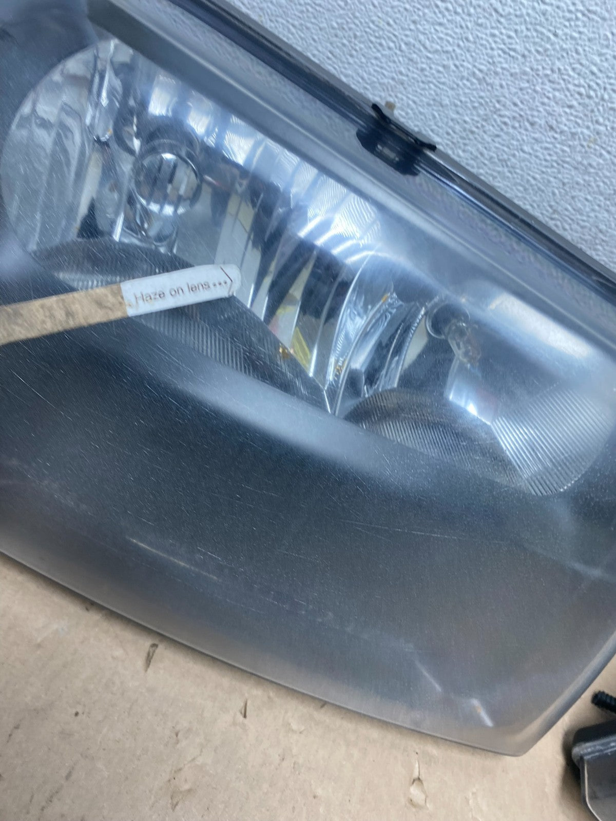 2006 - 2009 Chevrolet Trailblazer Left+Right Headlights Flush Half Bar AG5778 DW5