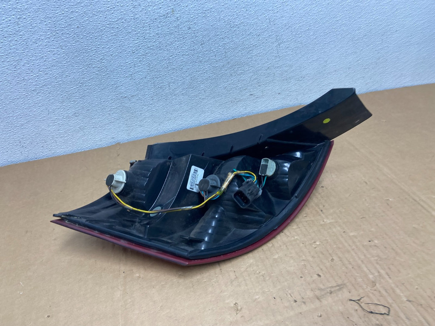 2003-2007 Saturn Ion Passenger Right RH Side Tail Light Tail Light AC7568 DW5