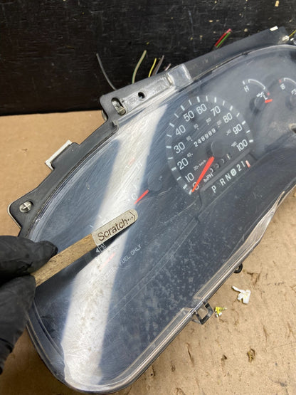 2000 to 2002 Ford Econoline E250 E350 Van Speedometer Instrument Cluster t60023