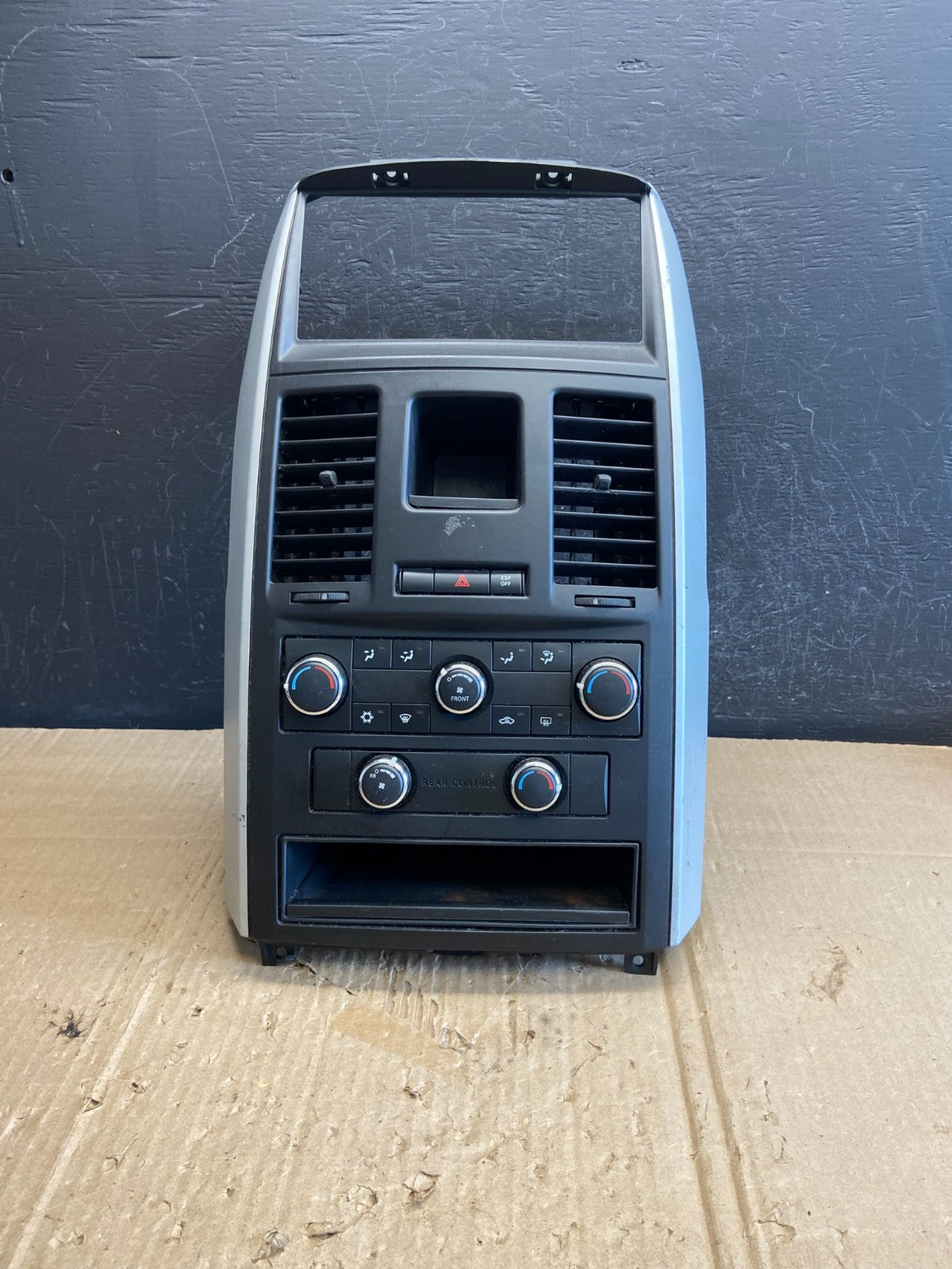 2008-2010 Dodge Grand Caravan A/C Climate Control Unit Bezel Trim ae1923 DG0