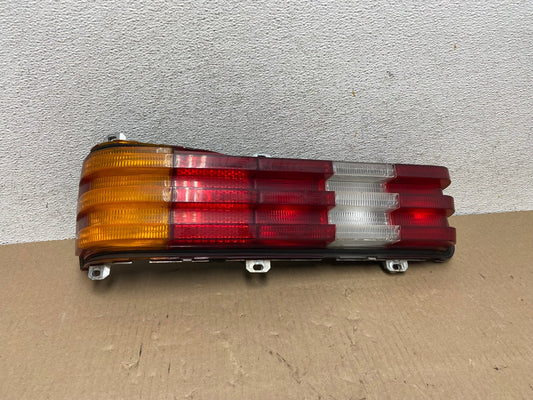 1977-1985 Mercedes-Benz W123 240D Left Driver LH Side Tail Light AG7934 LK0