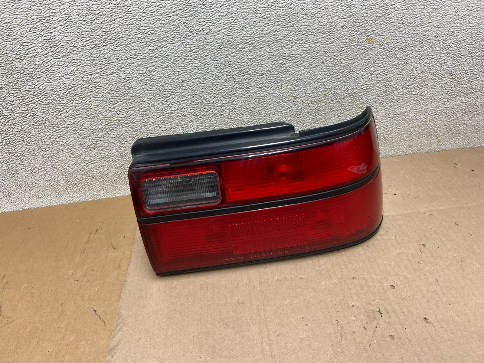 1988 - 1992 Toyota Corolla Right Passenger RH Side Tail light AA0288 DG0