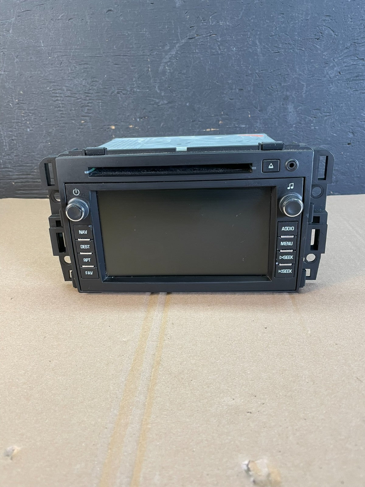 2007 to 2014 Chevrolet GMC Cadillac Radio Navigation Screen Display AD5934 DG0