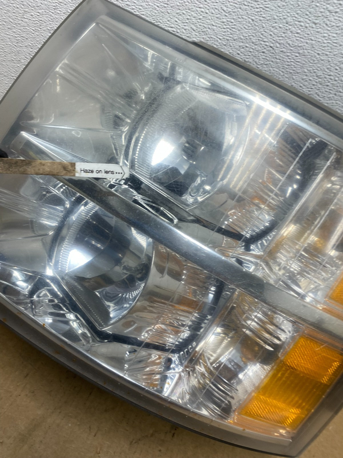 2007 to 2014 Chevrolet Silverado Left Driver Lh Side Headlight AD6069 DW5