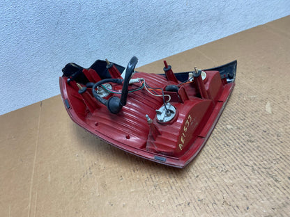 2001 2002 2003 Hyundai Elantra Right Passenger Rh Tail Side Light AE1533 LK5