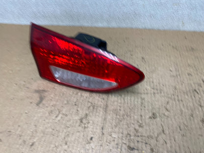 2006 2007 Subaru Tribeca B9 Left Driver Lh Side Tail Light Inner Oem W5521 DW1