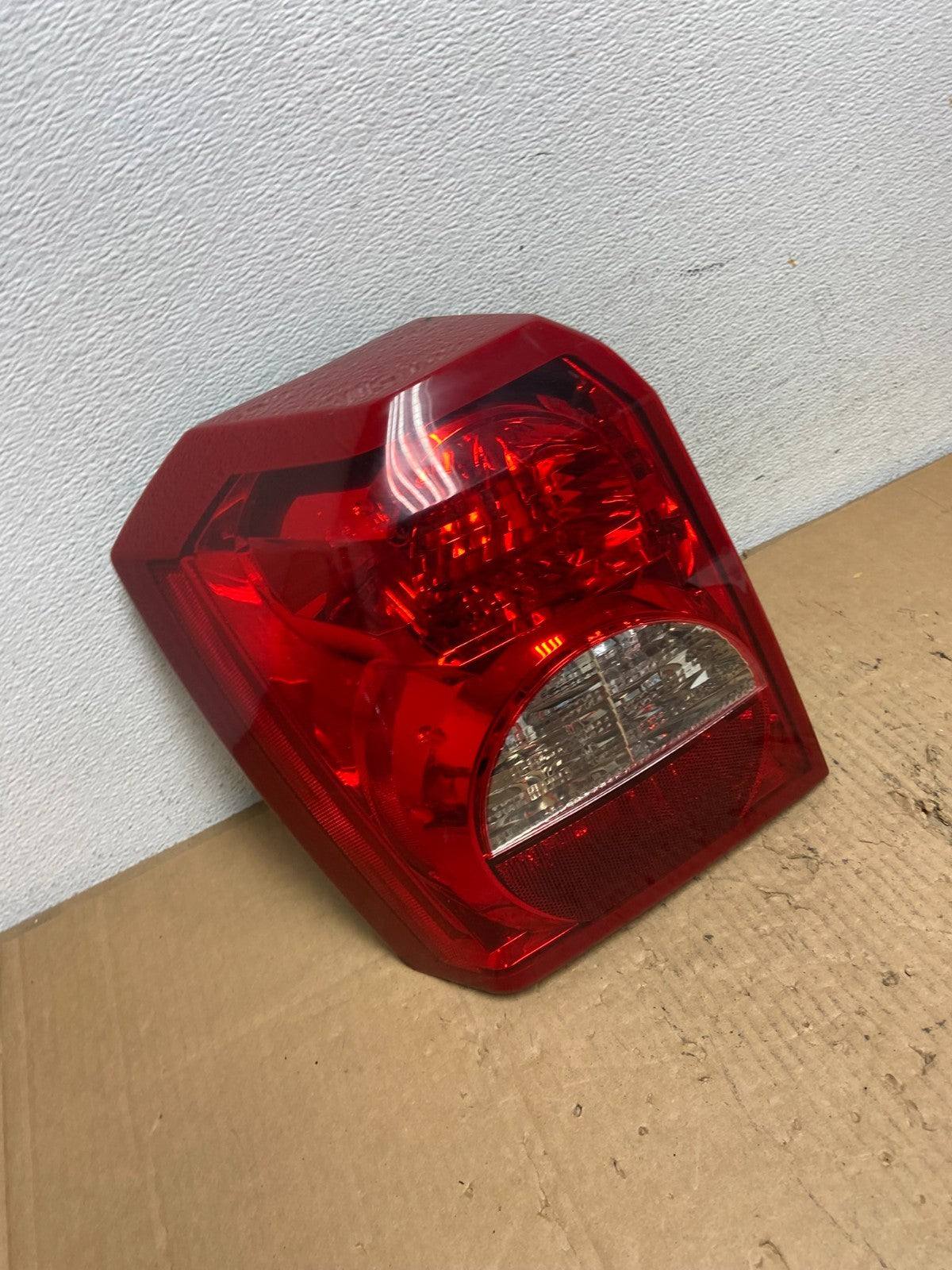 2008 2009 2010 2011 2012 Dodge Caliber Tail Light Left Driver Side AD1169 LK2