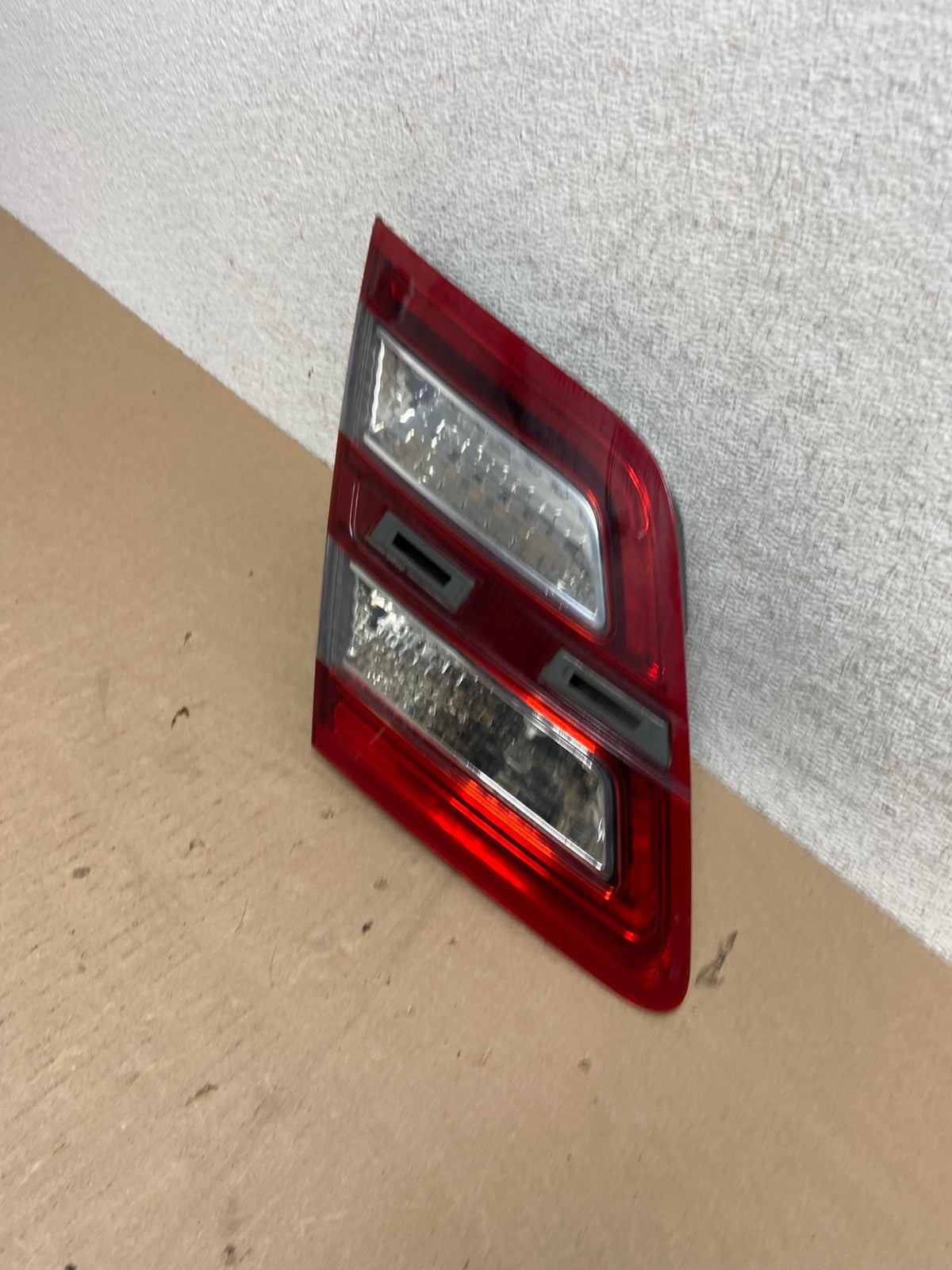 2013 to 2018 Ford Taurus Left Driver Lh Side Tail Light Inner AG6665 LK1