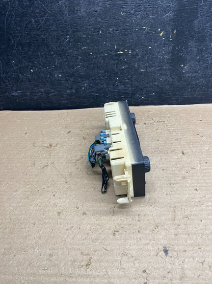 2003 to 2006 Chevrolet Silverado HVAC Heater Climate Control Module AH5182 DG1