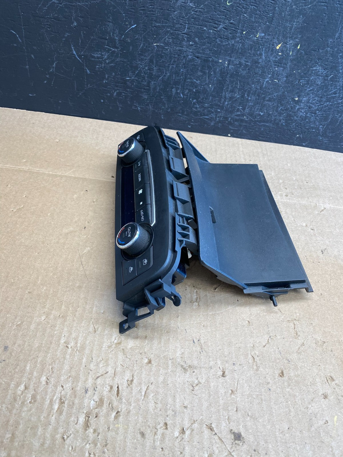 2013 2014 2015 Nissan Altima A/C Temperature Climate Control AC6431 DG1