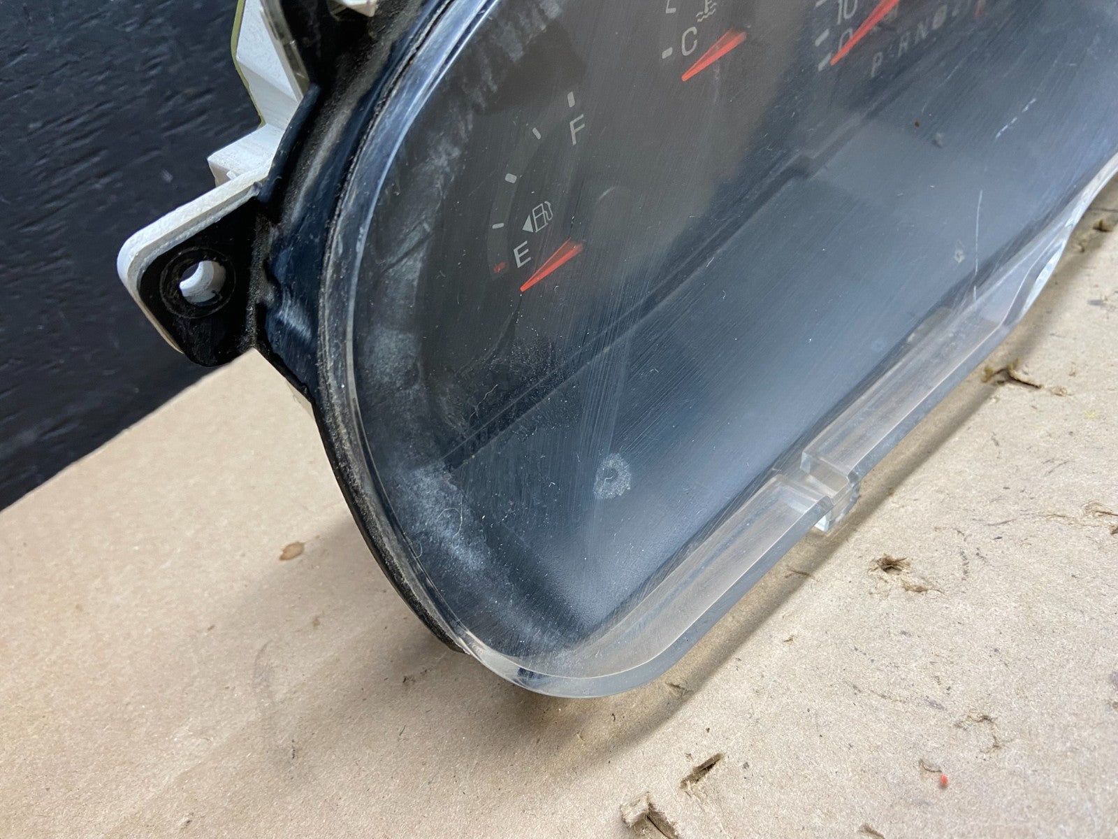 1997 to 2003 Ford E150 E250 E350 VAN Gauge Speedometer Cluster u4972 DG2