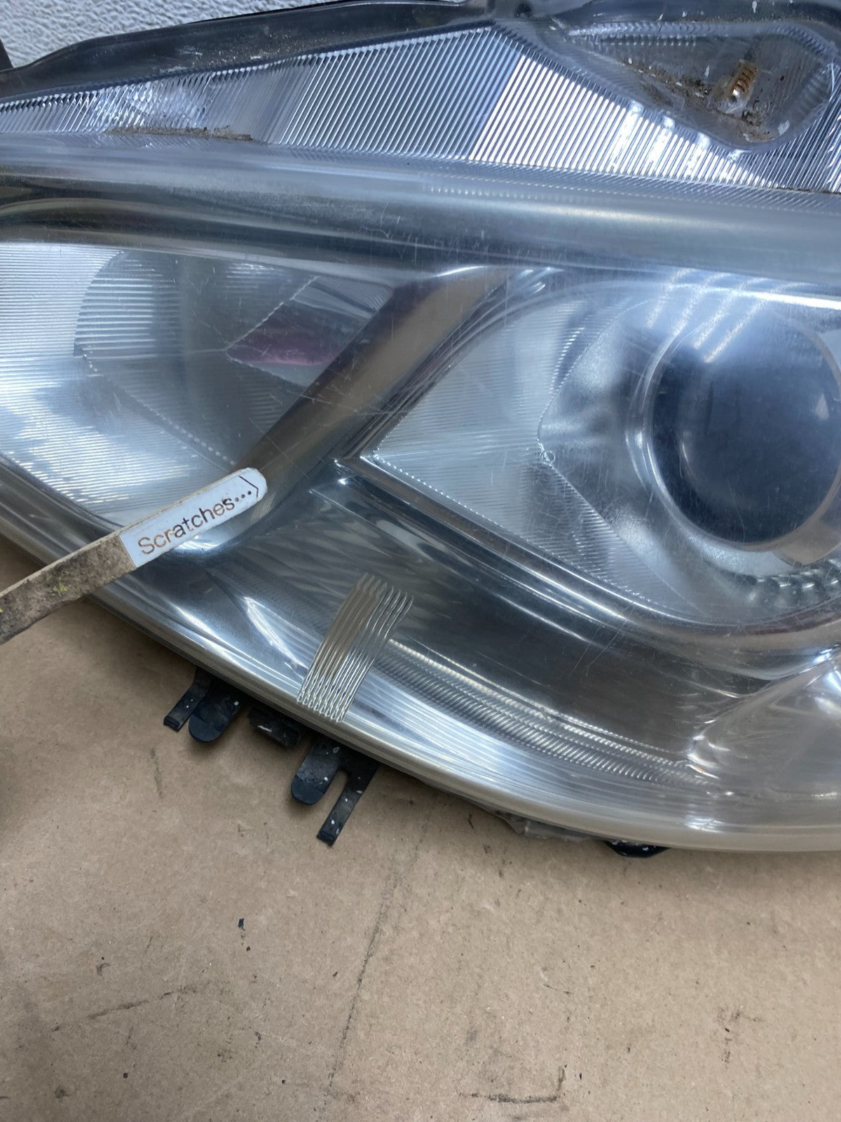 Halogen 2009 to 2014 Nissan Maxima Left Driver LH Side Headlight AG4542 DW3